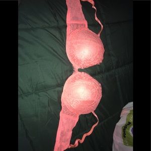 Victoria’s Secret push up bra size 38 d
